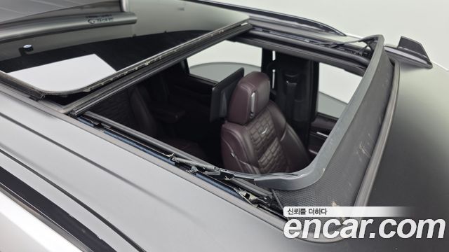 Cadillac Escalade (V) 6.2 ESV ESV Premium Luxury Platinum 2021 — фото 19