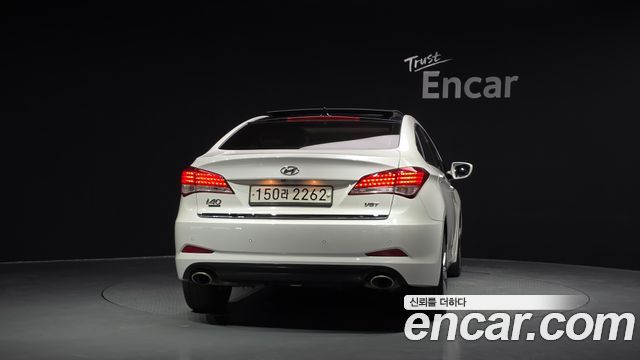 Hyundai i40 Saloon 1.7 VGT D spec 2014 — фото 4
