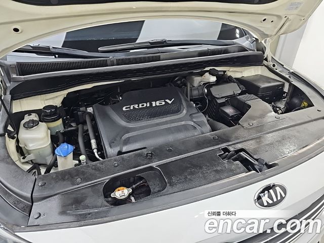 Kia Carnival 9-seater Noblesse 2016 — фото 6