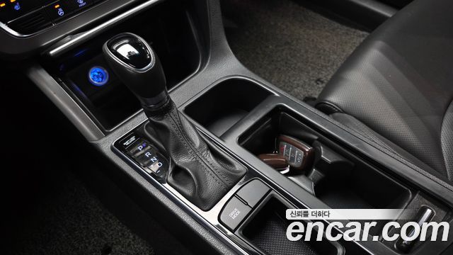 Hyundai Sonata (LF) 2.0 Smart 2016 — фото 9