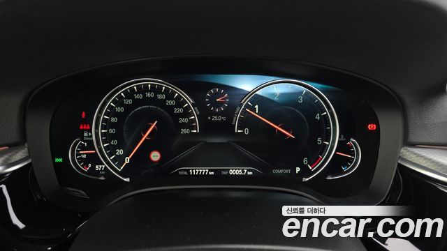 BMW 5 Series (G30) 520d xDrive M Sport Package 2018 — фото 8