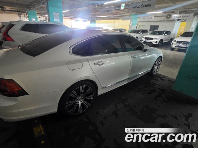 Volvo S90 B6 AWD Ultimate Bright 2023 — фото 5