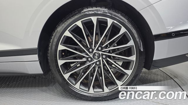 Hyundai Grandeur Hybrid (GN7) Calligraphy 2023 — фото 21