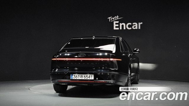 Hyundai Grandeur (GN7) 2,5 Gasoline 2WD Honors 2026 — фото 4