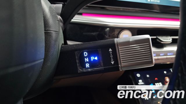 Hyundai Grandeur (GN7) 2,5 Gasoline 2WD Honors 2026 — фото 9