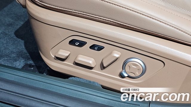 Hyundai Grandeur (GN7) 2,5 Gasoline 2WD Honors 2026 — фото 35