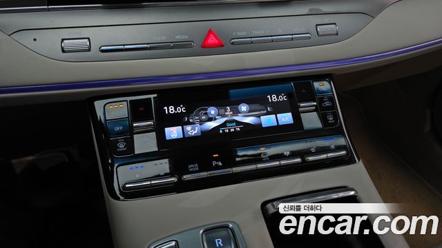 Hyundai Grandeur (IG) 2.5 Special 2020 — фото 17