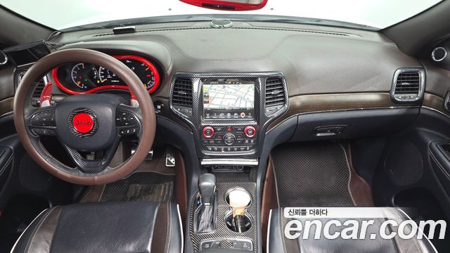 Jeep Grand Cherokee 3.0 Diesel Overland WK2 2017 — фото 7