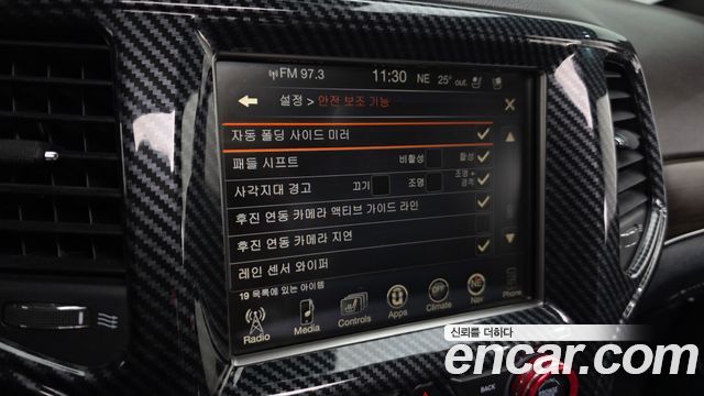 Jeep Grand Cherokee 3.0 Diesel Overland WK2 2017 — фото 17
