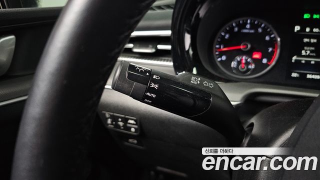 Kia K5 (III) 2.0 Trendy 2023 — фото 18