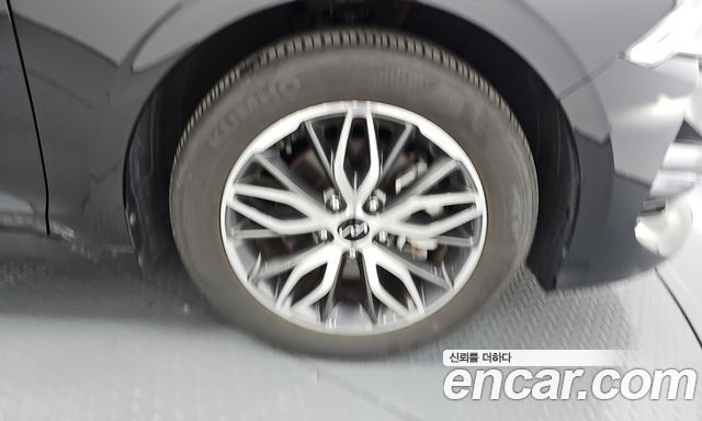 Kia K5 (III) 2.0 Trendy 2023 — фото 21