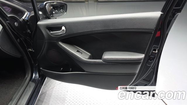 Kia K3 Trendy E Type 2016 — фото 24