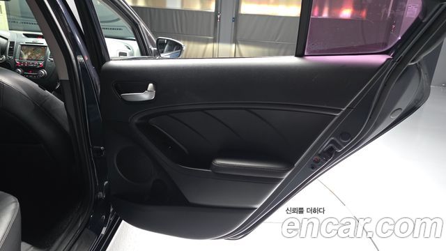 Kia K3 Trendy E Type 2016 — фото 25