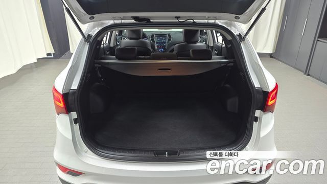 Hyundai Santa Fe The Prime Diesel 2.0 2WD Premium 2016 — фото 28