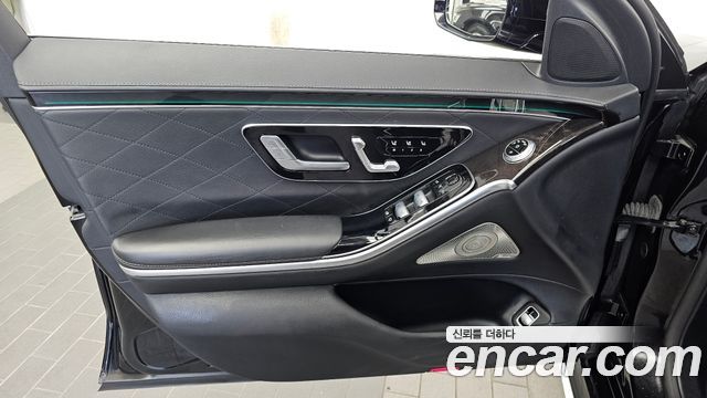Mercedes-Benz S-Class (W223) S500L 4MATIC 2021 — фото 24