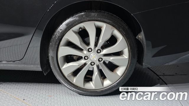 Chevrolet Malibu 2.0 Turbo LTZ Premium 2017 — фото 21
