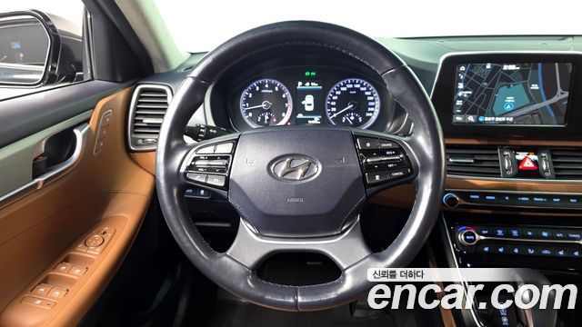 Hyundai Grandeur (IG) 3.0 Exclusive Special 2019 — фото 13