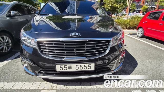 Kia Carnival 9-seater Noblesse 2016 — фото 2
