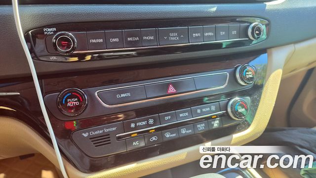 Kia Carnival 9-seater Noblesse 2016 — фото 9