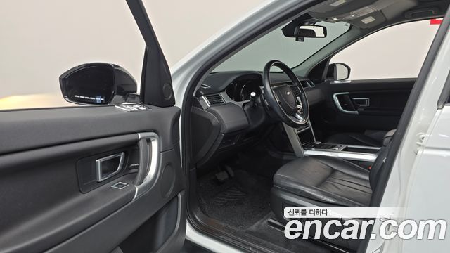 Land Rover Discovery Sport 2.0 TD4 SE (150PS) 2018 — фото 10