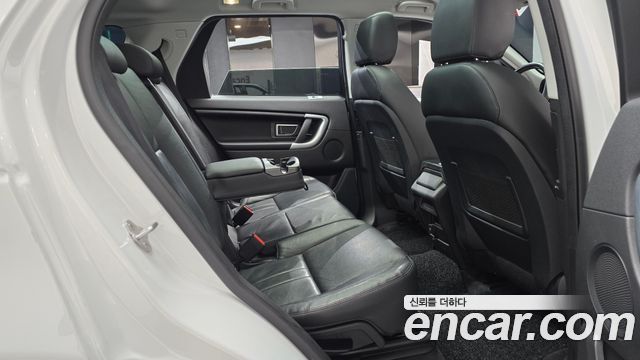 Land Rover Discovery Sport 2.0 TD4 SE (150PS) 2018 — фото 11