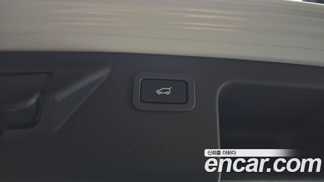 Land Rover Discovery Sport 2.0 TD4 SE (150PS) 2018 — фото 20