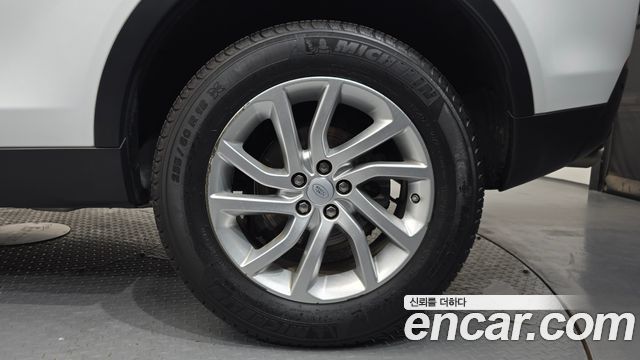 Land Rover Discovery Sport 2.0 TD4 SE (150PS) 2018 — фото 21