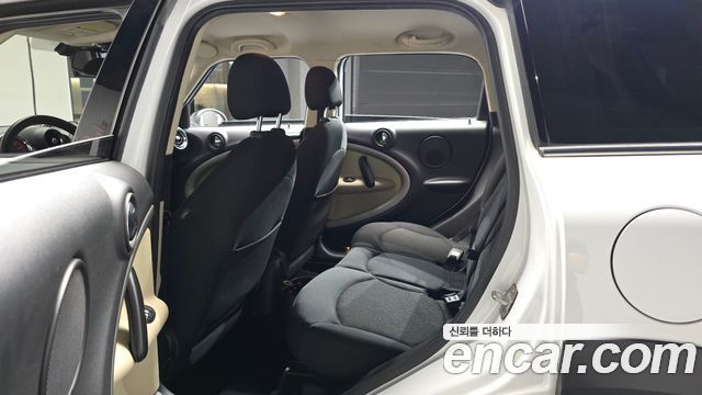 MINI Cooper D Countryman Standard 1st 2015 — фото 15