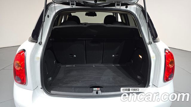 MINI Cooper D Countryman Standard 1st 2015 — фото 22