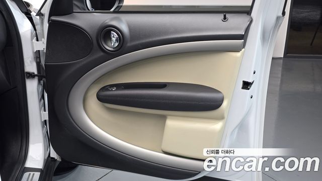 MINI Cooper D Countryman Standard 1st 2015 — фото 31