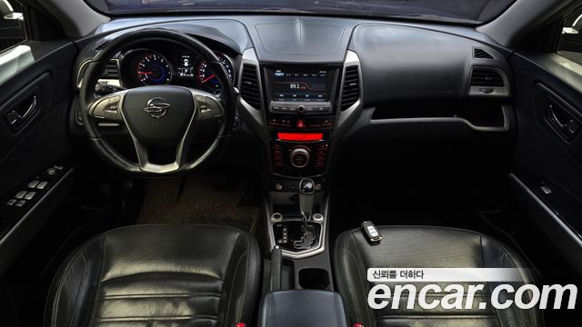 KG Mobility (SsangYong) Tivoli LX 2WD HI-DLX 2015 — фото 7