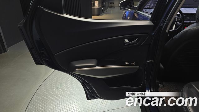 KG Mobility (SsangYong) Tivoli LX 2WD HI-DLX 2015 — фото 25