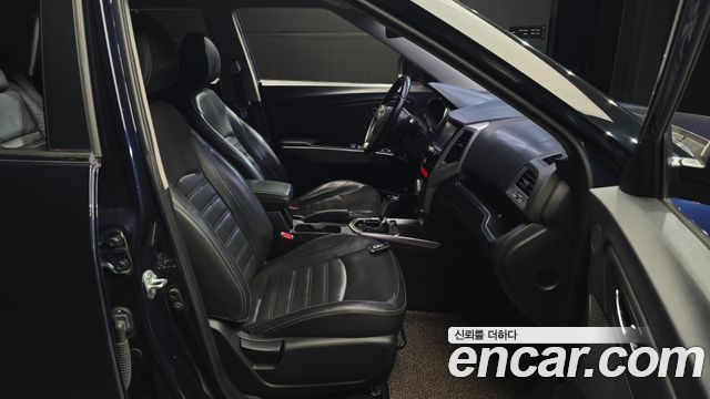 KG Mobility (SsangYong) Tivoli LX 2WD HI-DLX 2015 — фото 26