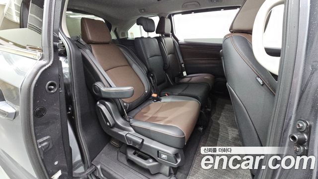 Honda Odyssey 3.5 5th 2025 — фото 12