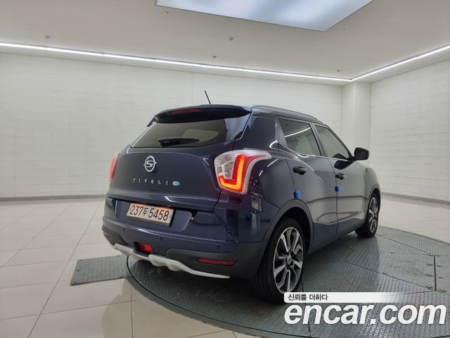KG Mobility (SsangYong) Tivoli Diesel VX 2WD 2016 — фото 5