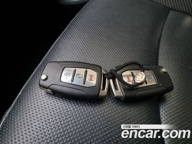 KG Mobility (SsangYong) Tivoli Diesel VX 2WD 2016 — фото 24