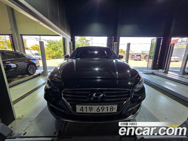 Hyundai Grandeur (IG) 3.0 Exclusive Special 2017 — фото 1