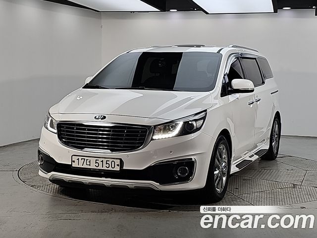 Kia Carnival 9-seater Prestige