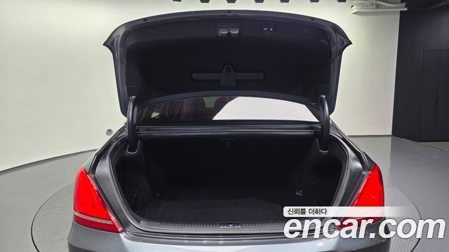 Genesis EQ900 3.8 GDI AWD Premium Luxury 2016 — фото 20
