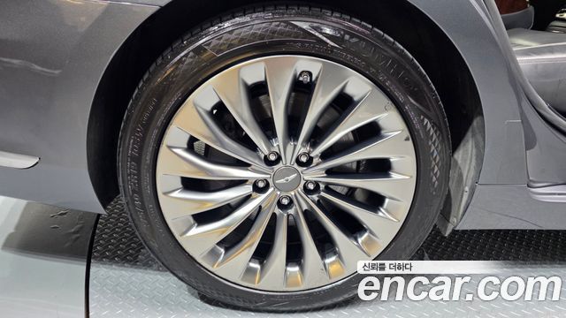Genesis EQ900 3.8 GDI AWD Premium Luxury 2016 — фото 21