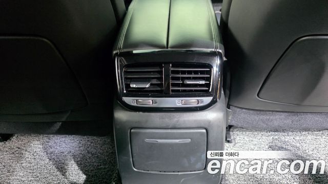 Genesis EQ900 3.8 GDI AWD Premium Luxury 2016 — фото 35