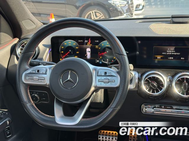 Mercedes-Benz GLB-Class (X247) GLB250 4MATIC 2021 — фото 9