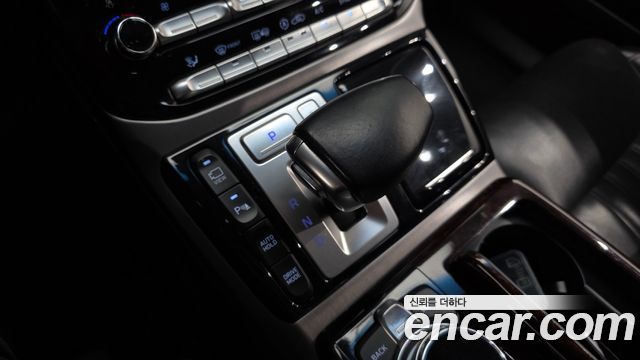 Genesis EQ900 5.0 GDI AWD Prestige 2018 — фото 9