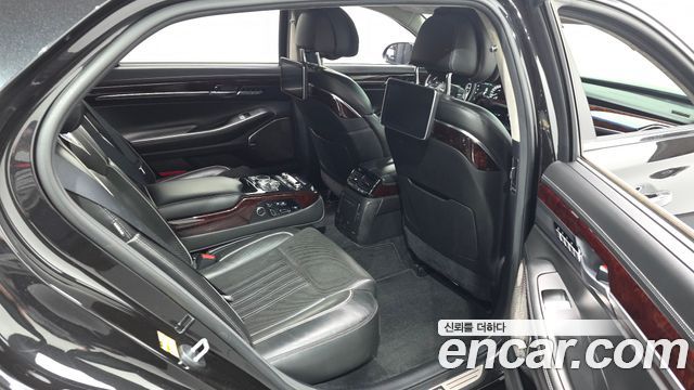 Genesis EQ900 5.0 GDI AWD Prestige 2018 — фото 12