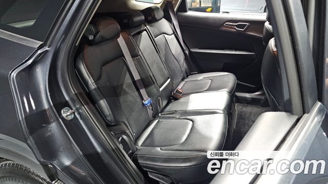 Kia Sportage (V) Diesel 2.0 2WD Trendy 2023 — фото 11