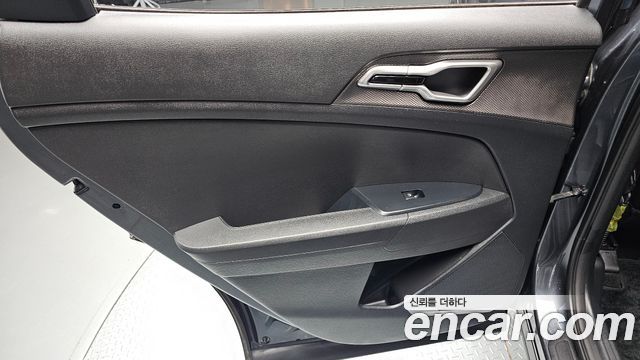 Kia Sportage (V) Diesel 2.0 2WD Trendy 2023 — фото 25