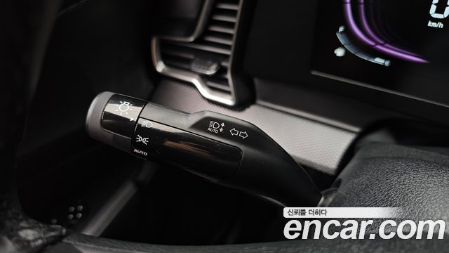 Kia Sportage (V) Diesel 2.0 2WD Trendy 2023 — фото 31