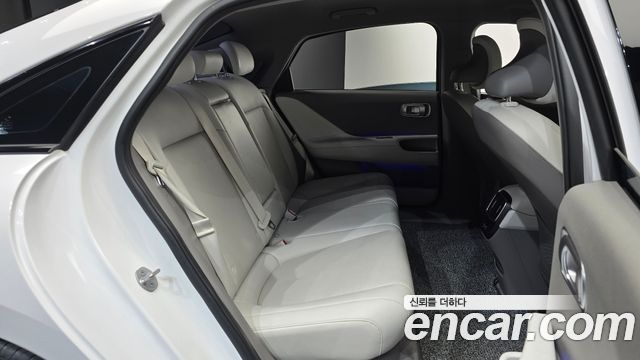 Hyundai Ioniq 6 Long Range Prestige 2023 — фото 11