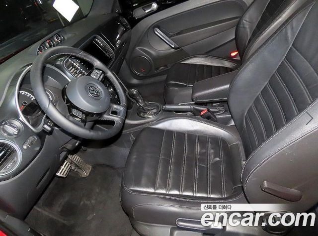 Volkswagen Beetle 2.0 TDI Premium 3rd 2013 — фото 6