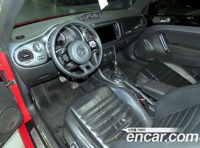 Volkswagen Beetle 2.0 TDI Premium 3rd 2013 — фото 10